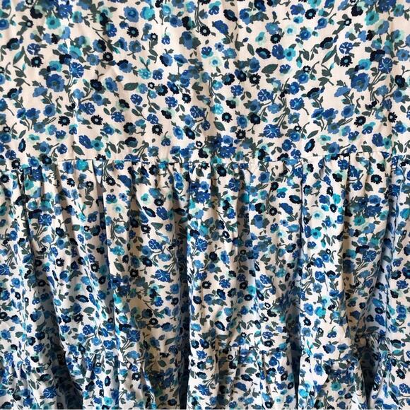 June and Delancey Liberty Floral Peplum Hem Tunic Woman’s Size Medium - Picture 6 of 8